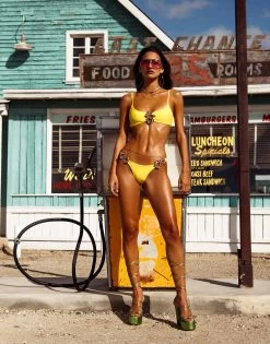 Charlie Bralette Top - Amarillis Yellow 16 Charlie Bralette Top - Amarillis Yellow -Chic Mode Shop MILIPINEIRO DAKOTABRALETTETOP DAKOTASKIMPYBOTTOM