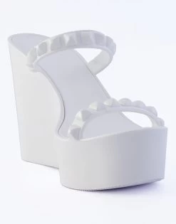 Tonino Wedge By Carmen Sol - White